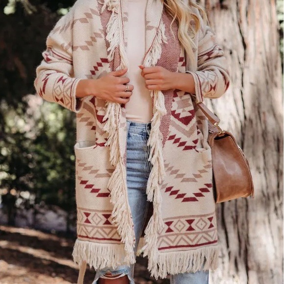 VICI ⭐️NWT Aztec Long CARDIGAN with Fringe - Relaxed Fit (LAST ONE) - Picture 3 of 7